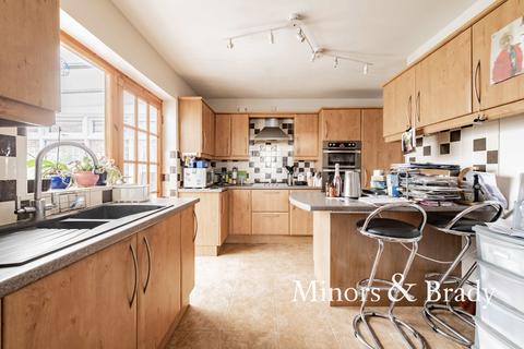 74 School Lane, Sprowston, Norwich, NR7 8TQ