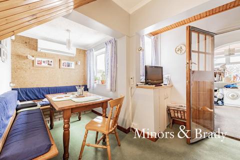 74 School Lane, Sprowston, Norwich, NR7 8TQ