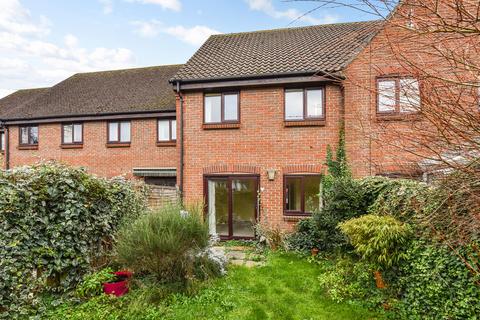 69 Bishopsgate Walk, Chichester, PO19 6FQ