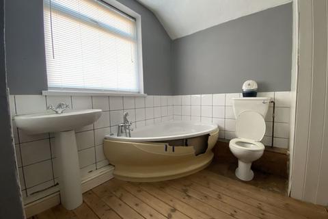 61 Elsenham Road, Grimsby, DN31 2QP
