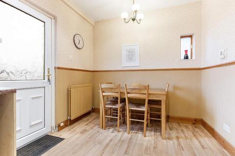19 Coats Crescent, Baillieston, Glasgow, G69 6LX