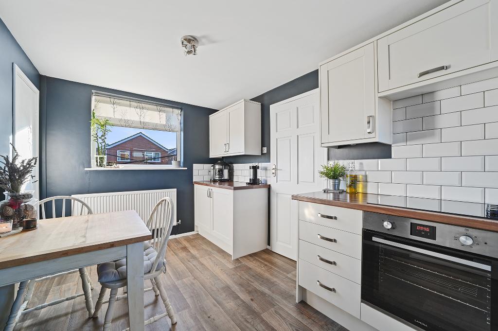 Palfrey Heights, Brantham, Suffolk... 2 bed end of terrace house £250,000