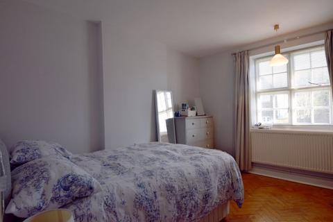 undefined, The Market Place, Hampstead Garden Suburb, NW11