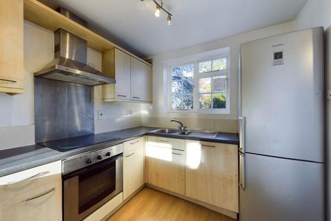 4 bedroom house to rent - Patterdale Close, Bromley,