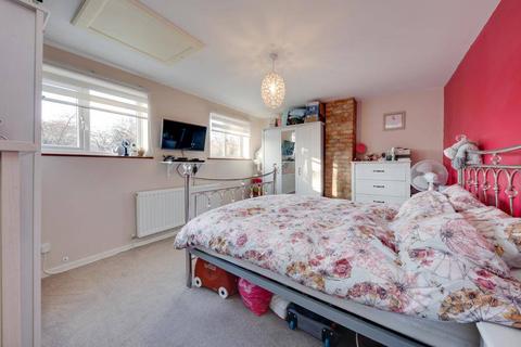 57 Chalvedon Avenue, Pitsea, Basildon, SS13 1AF