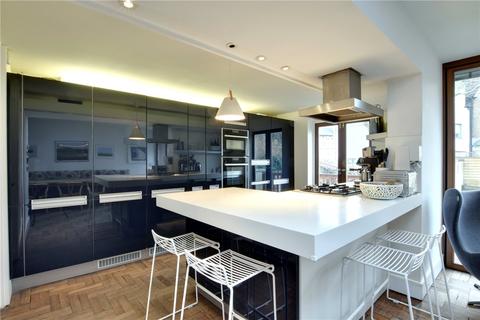 19 Vicars Hill, London, SE13 7JB
