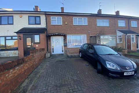32 Blackthorn Road, Houghton Regis, Dunstable, LU5 5JP