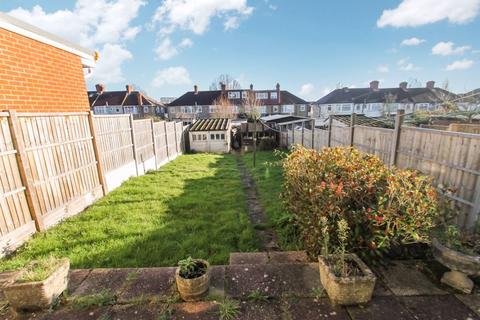 23 The Fairway, Northolt, UB5 4SL