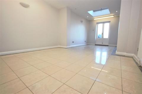 4 bedroom house to rent - Lightfoot Road, Crouch End N8