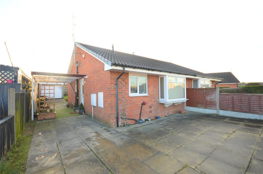 Mandarin Way, Leeds, West Yorkshire 2 bed bungalow £185,000