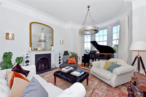 3 bedroom maisonette to rent, Harley Villa, Harley Place, Clifton Down, Bristol, BS8