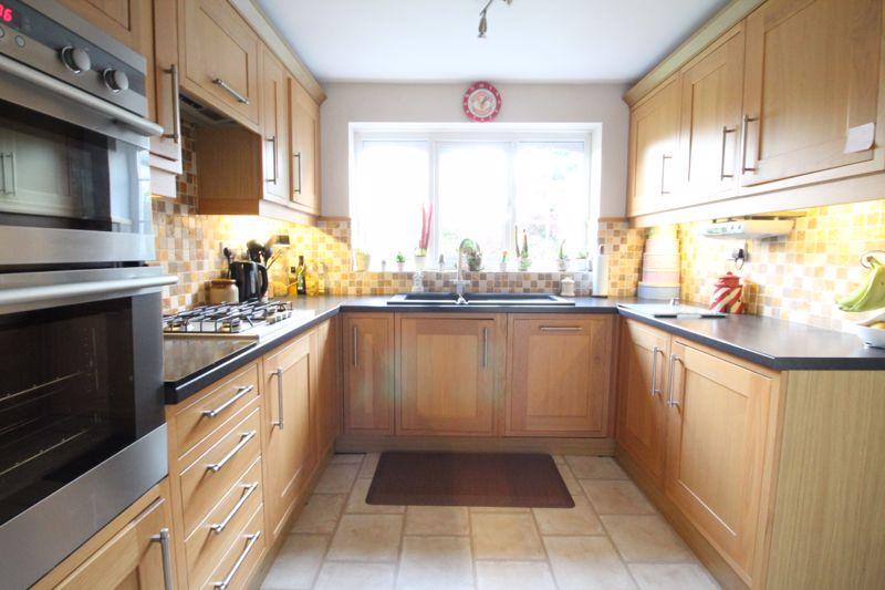 Sullivan Walk, Hebburn 4 bed detached house £290,000