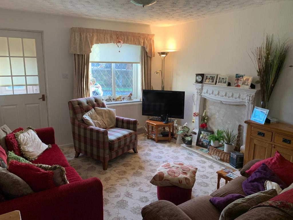 Hayston Road, Deer Park, Hartlepool 2 bed semidetached house £145,000