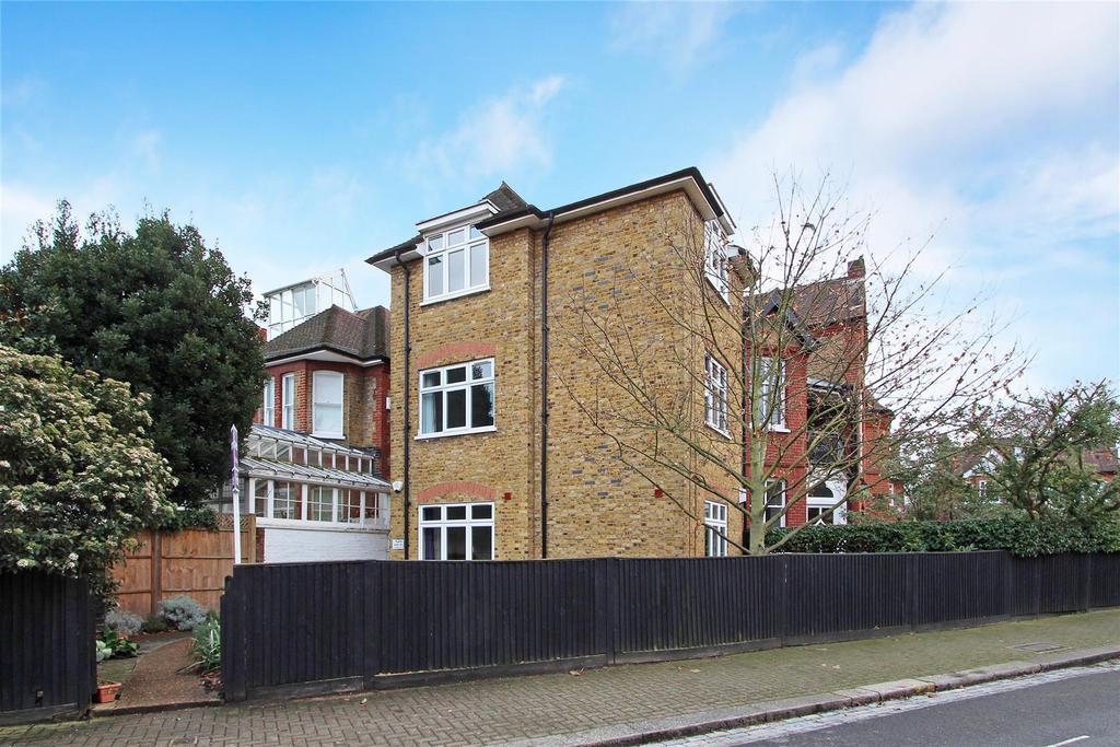 Bramcote Road, London 1 bed flat £1,290 pcm (£298 pw)