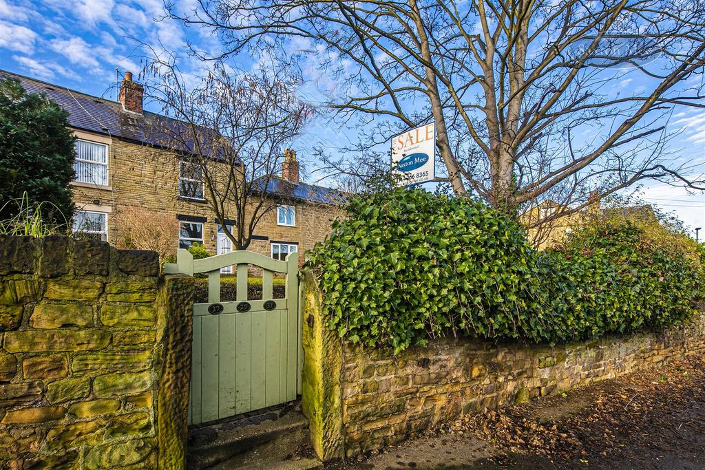 High Street, Beighton, S20 1EE 4 bed cottage £295,000