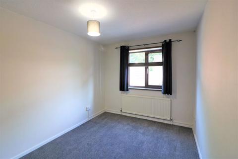 2 bedroom flat to rent - Mary Proud Court, Welwyn