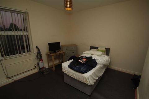 3 Bernard Road, Wrexham, LL13 8EL