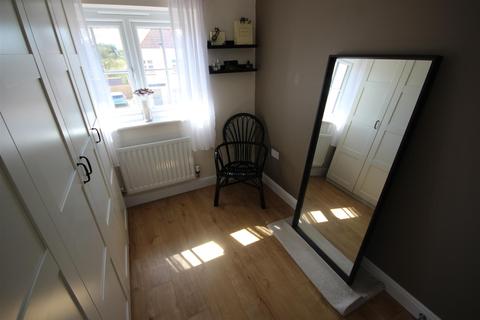 131 Hawkins Road, Exeter, EX1 3UW