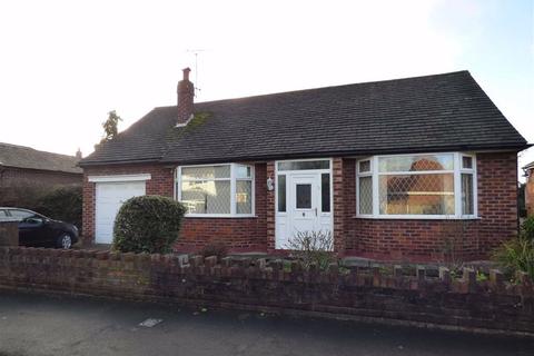 2 bedroom detached bungalow for sale - Wensley Road, Cheadle, Cheshire