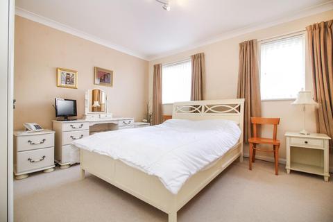 2 bedroom semi-detached house for sale - Newington Drive, North Shields