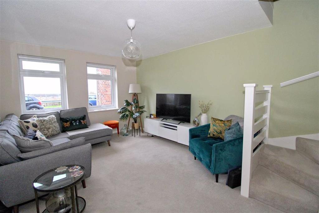 St Crispians, Seaford, East Sussex 2 bed terraced house £285,000