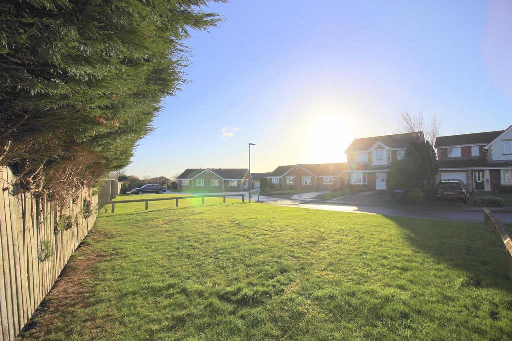 Lesbury Close, Chester Le Street 4 bed detached house £280,000