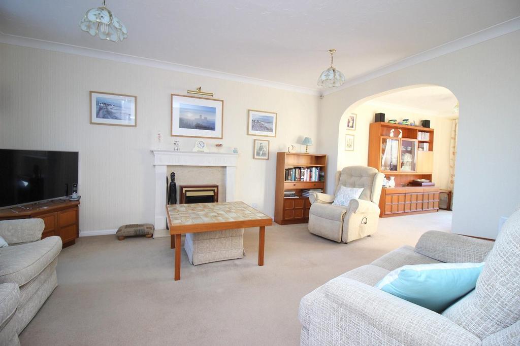 Lesbury Close, Chester Le Street 4 bed detached house £280,000