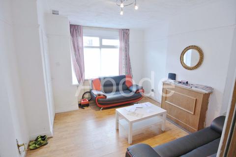 3 bedroom house to rent - Park View Avenue, Leeds, West Yorkshire