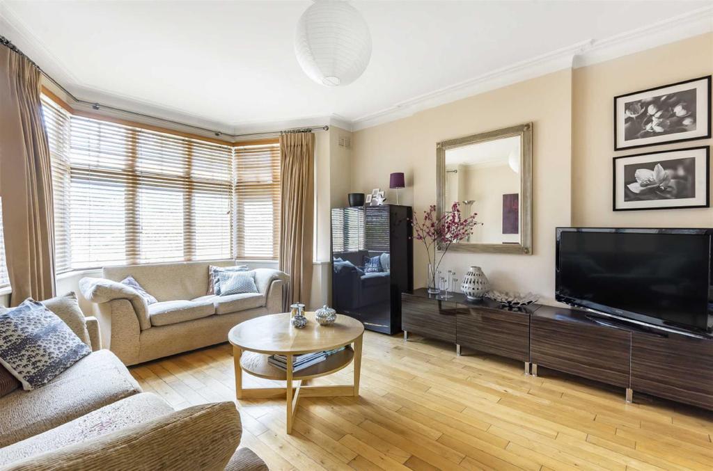 Brent Way, West Finchley 4 bed terraced house £925,000