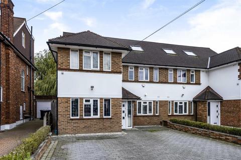 5 bedroom semi-detached house to rent, Southover, Woodside Park