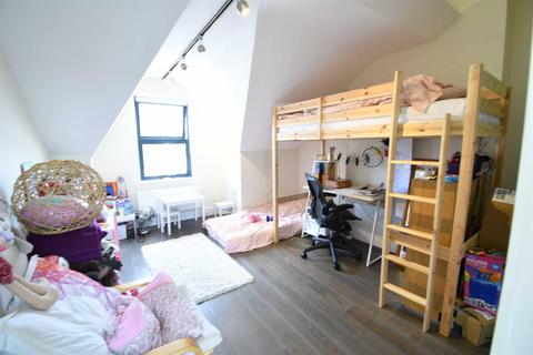 2 bedroom flat to rent, Durham Road, East Finchley