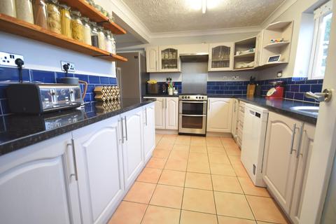 8 Desborough Road, Rushton, Kettering, NN14 1RG