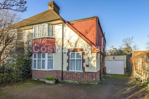 13 Westfield Road, London, NW7 3BJ