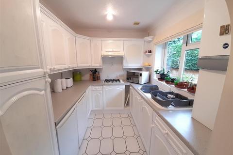 42 Elm Grove, Barnham, Bognor Regis, PO22 0HL