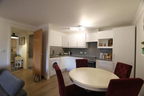 undefined, Ovaltine Drive, Kings Langley