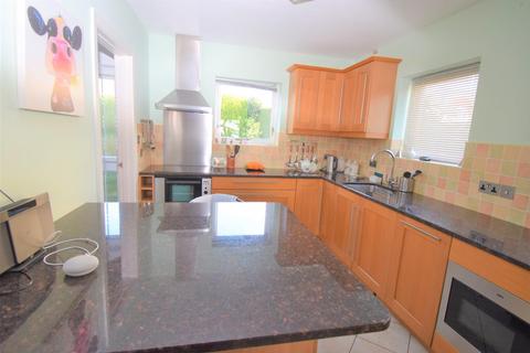 19 Gorseddfa, Criccieth, LL52 0DW