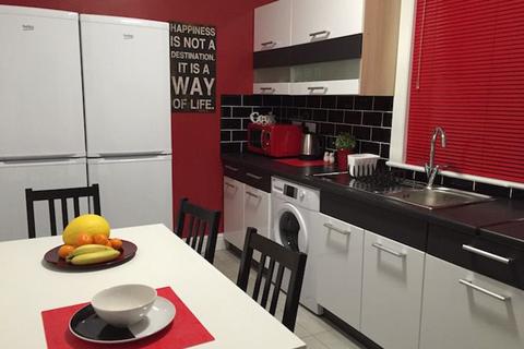 5 bedroom house share to rent - Room, Normanton