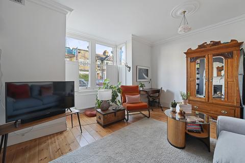 1 bedroom ground floor flat for sale - Lorne Road, London E7