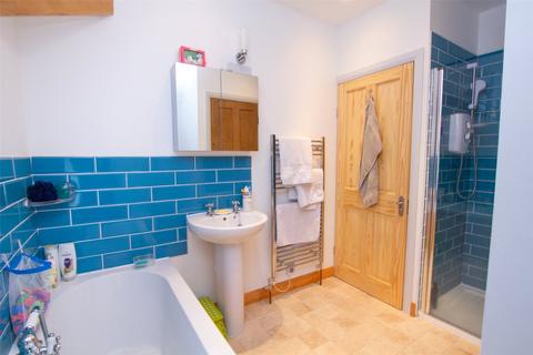 2 Home Close, Oddington, Moreton-in-marsh, GL56 0UZ