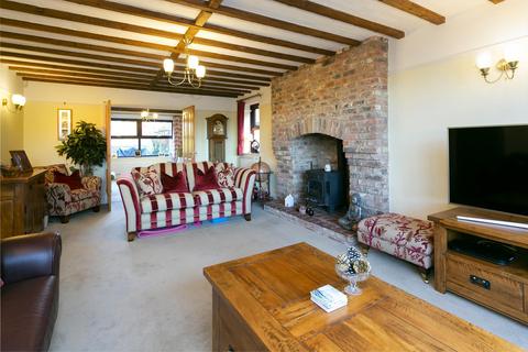 6 bedroom detached house for sale - Keldspring Lane, Barmby Moor, York, North Yorkshire, yo42 4hw