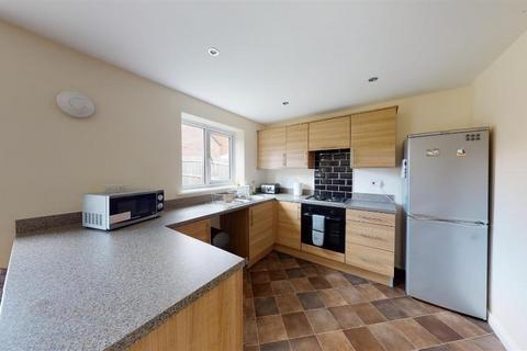 4 bedroom detached house to rent, Greylag Gate, Newcastle-under-Lyme, ST5