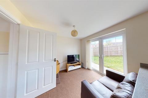 4 bedroom detached house to rent, Greylag Gate, Newcastle-under-Lyme, ST5