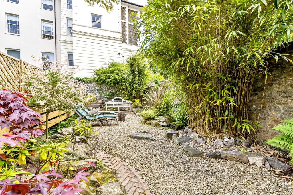 Garden (1)