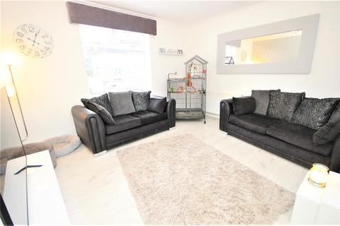 3 bedroom flat for sale - Huntly Drive, Coatbridge