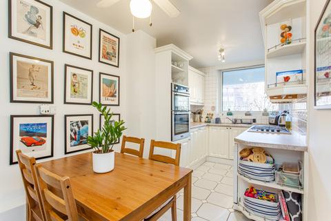 282 Rhodeswell Road, London, E14 7UE