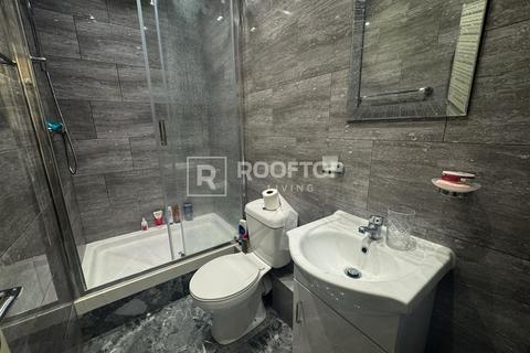 8 bedroom house to rent, Cardigan Road, Leeds LS6