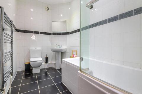 72 Ashbourne Road, Mitcham, CR4 2BA