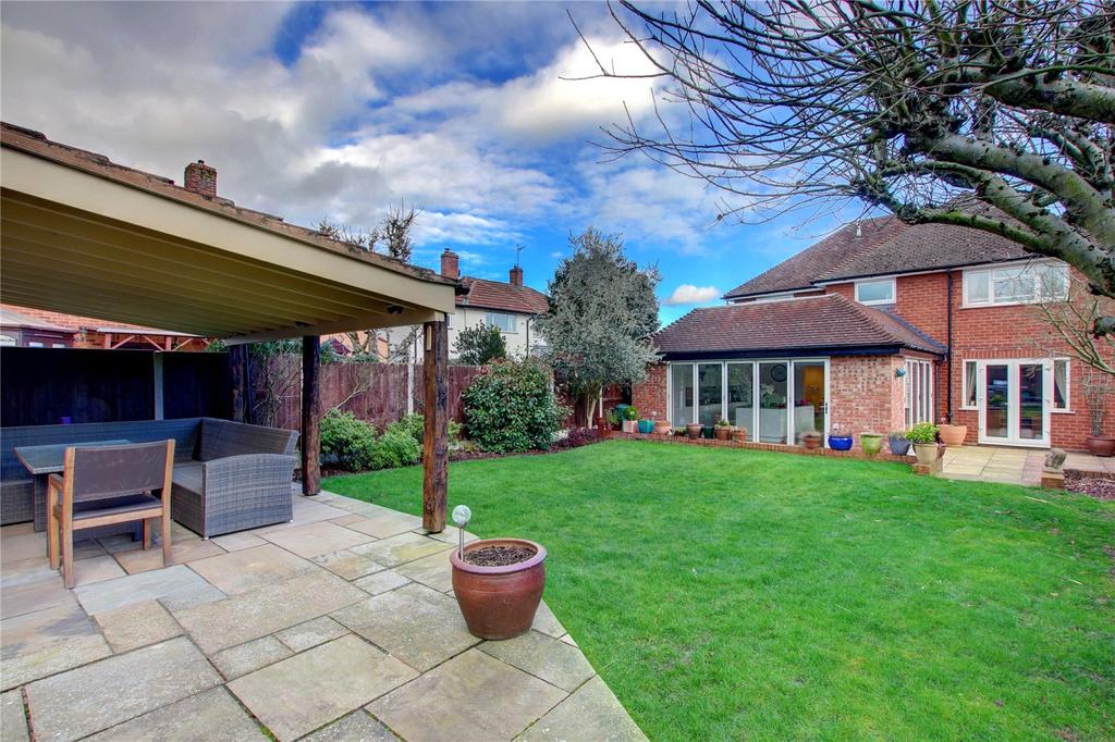 Florence Avenue, Droitwich... 4 bed detached house £575,000