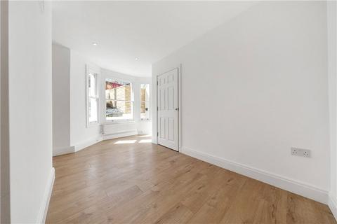 3 bedroom apartment for sale - Paulet Road, London, SE5