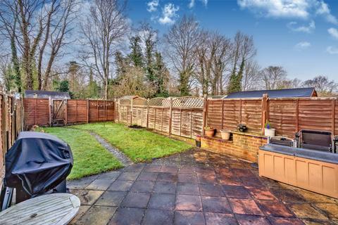 2 bedroom end of terrace house for sale - Tanyard Way, Horley, RH6